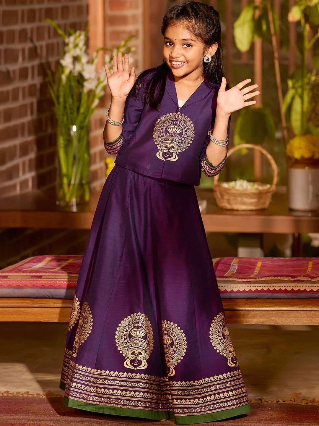 Maybell Girls Silk Blend Ethnic Motifs Three-Quarter Sleeves Onam Theme Lehenga Choli thumbnail 5