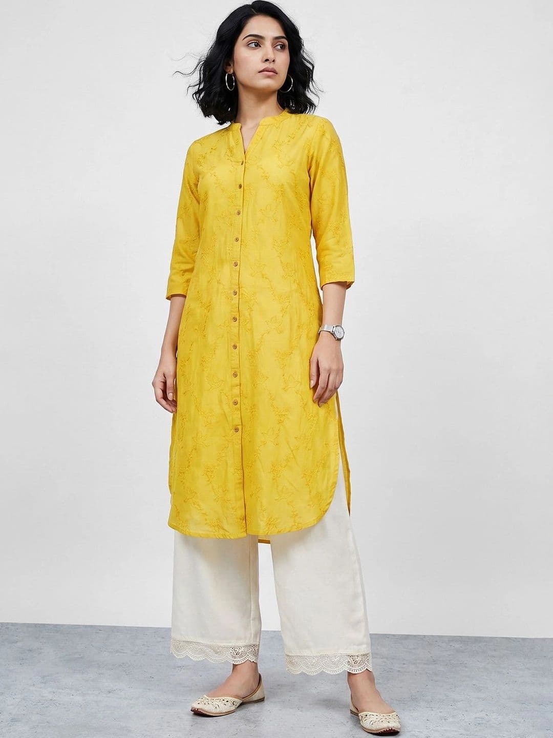 Melange by Lifestyle Women Embroidered Thread Work Kurta thumbnail 2