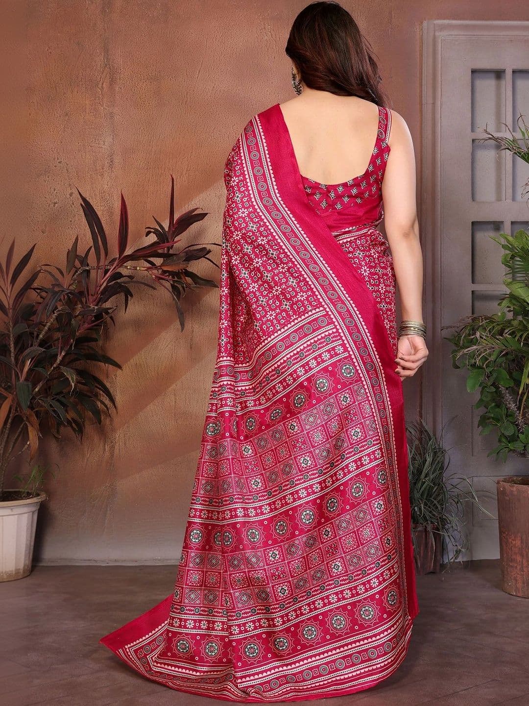 KALINI Art Silk Saree thumbnail 4