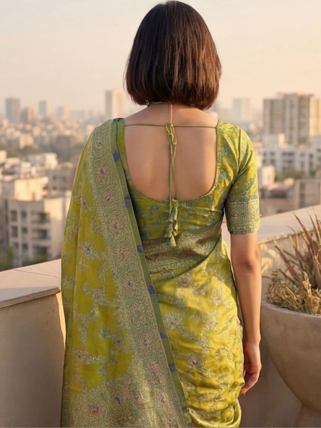 Anouk Rustic Woven Design Zari Silk Blend Designer Kanjeevaram Saree thumbnail 3
