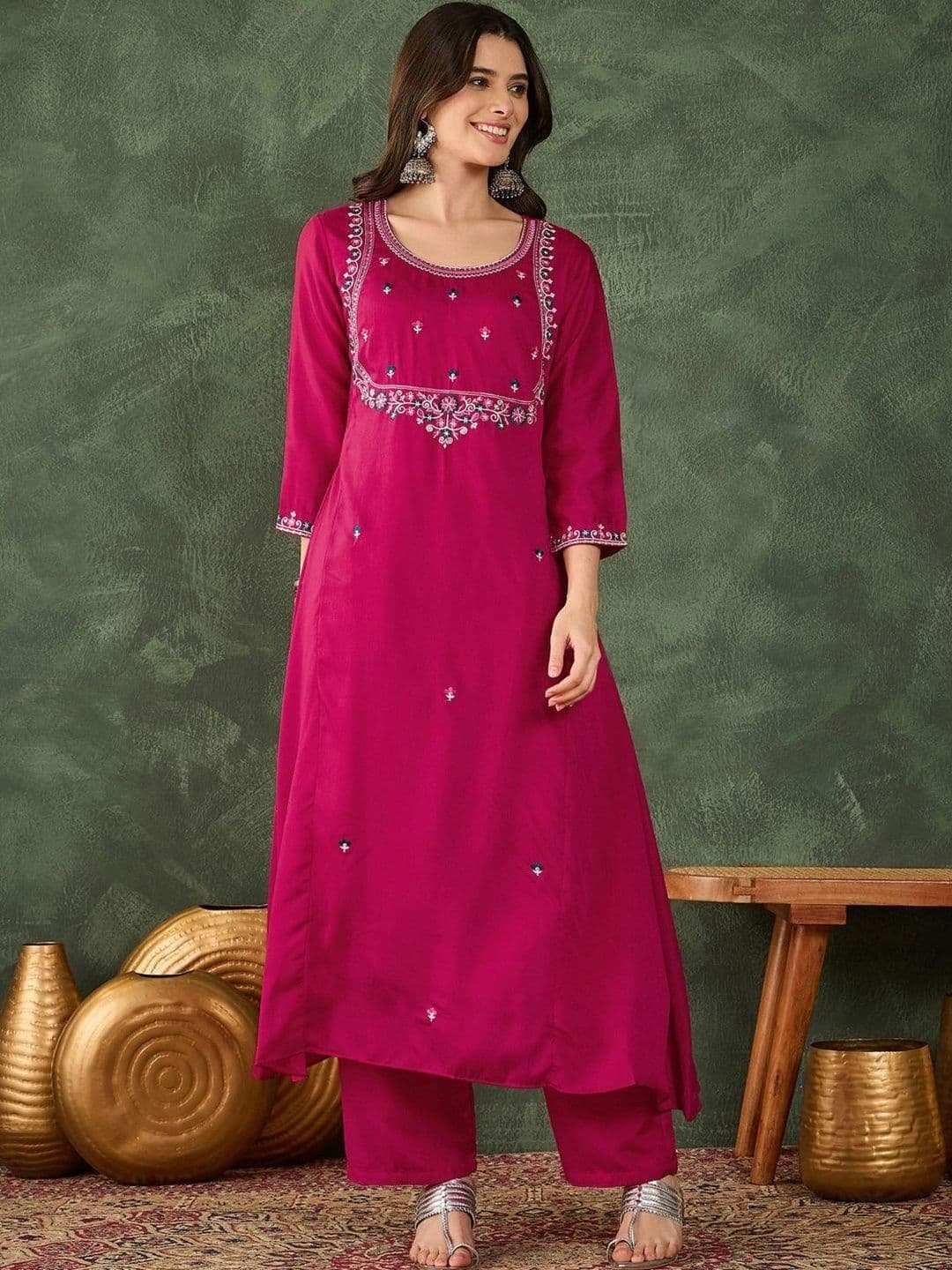 HERE&NOW Women Ethnic MotifsThread Work Pure Silk Kurta with Palazzos & With Dupatta - view 1