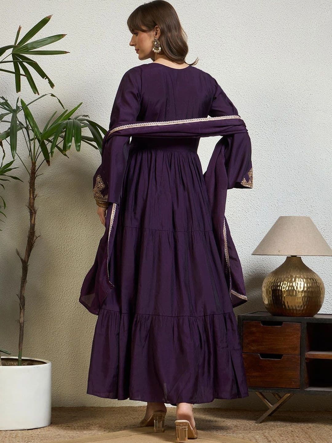 Honky Tonky Women Ethnic Motifs Embroidered Tiered Kurta with Trousers & With Dupatta thumbnail 2