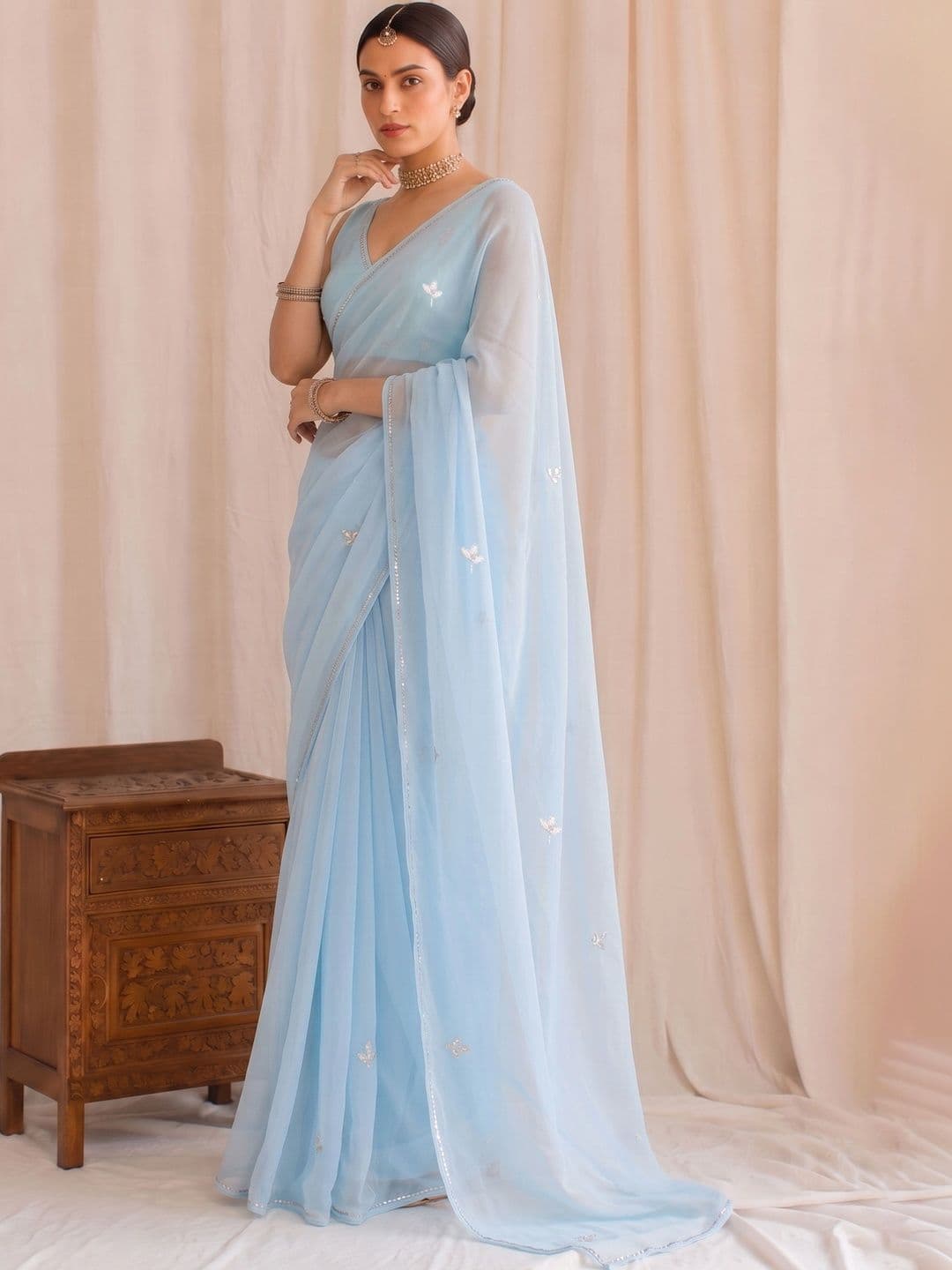 House of Pataudi Floral Embroidered Poly Georgette Designer Saree thumbnail 5