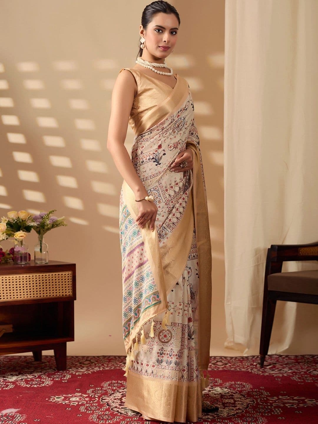 Moda Rapido Paisley Zari Silk Blend Designer Saree thumbnail 3