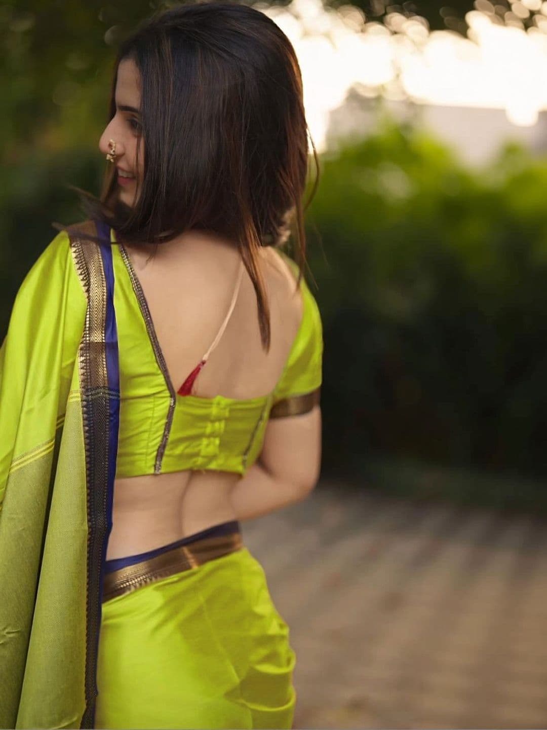 KALINI Woven Design Zari Designer Gadwal Saree thumbnail 4