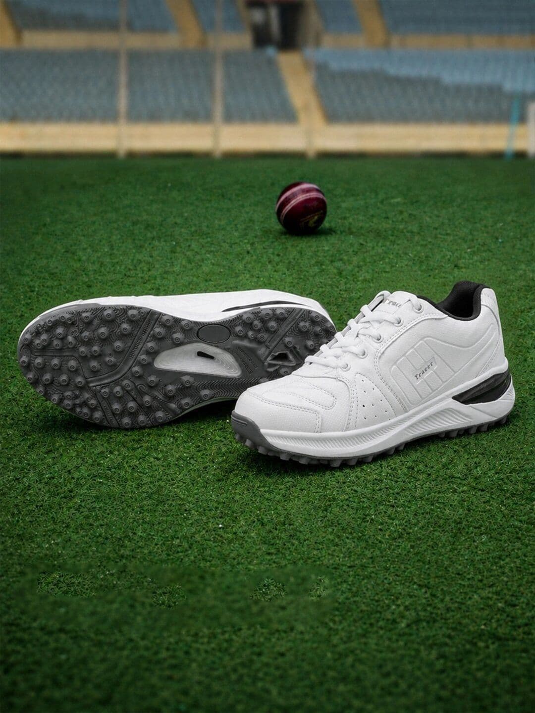 TRACER Men Cricket Shoes thumbnail 6
