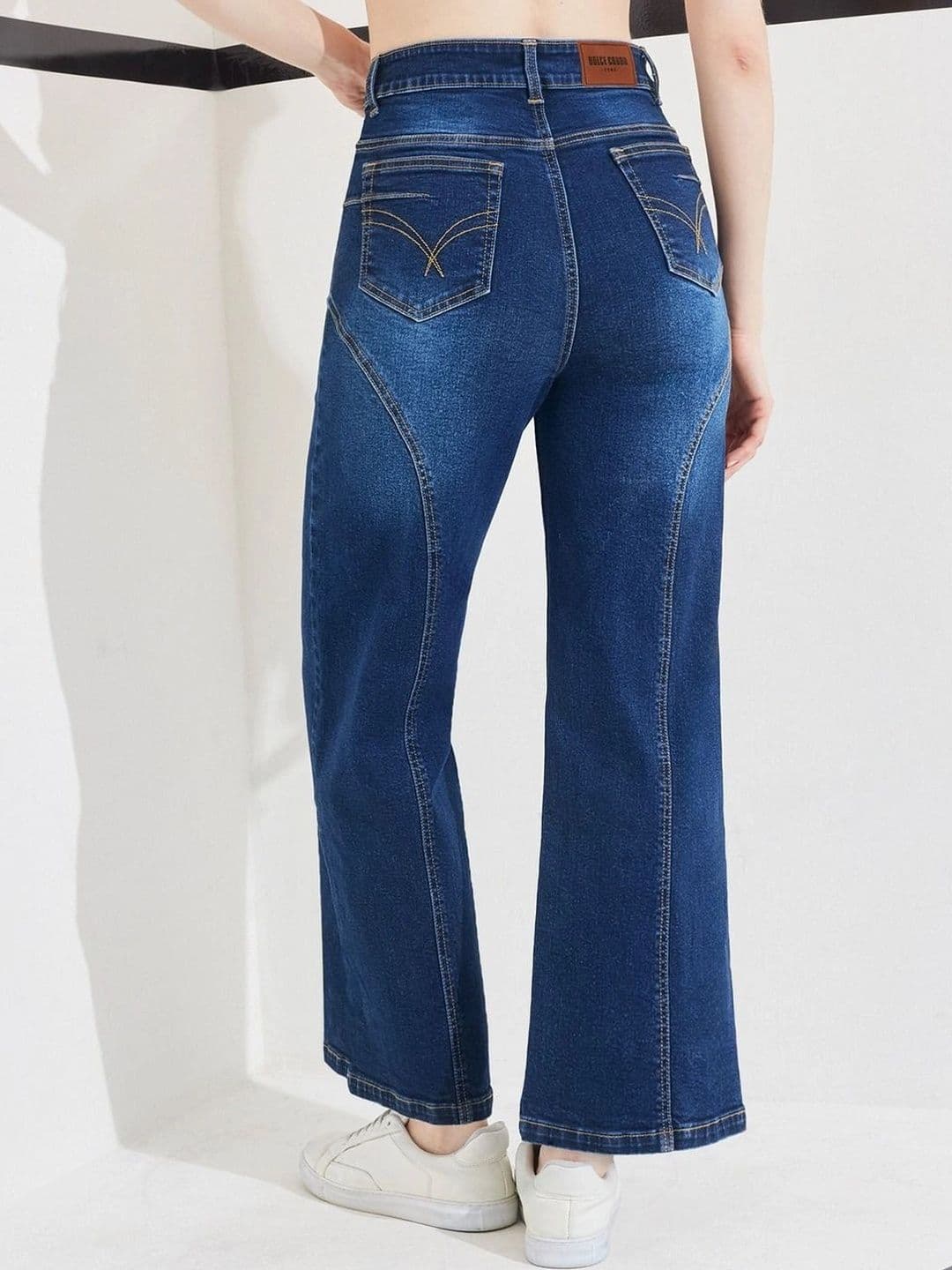 DOLCE CRUDO Women Wide Leg High-Rise Heavy Fade Stretchable Jeans thumbnail 5