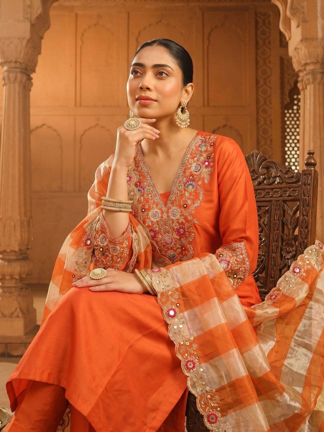 all about you Women Ethnic Motifs Embroidered Regular Mirror Work Kurta with Trousers & With Dupatta thumbnail 3