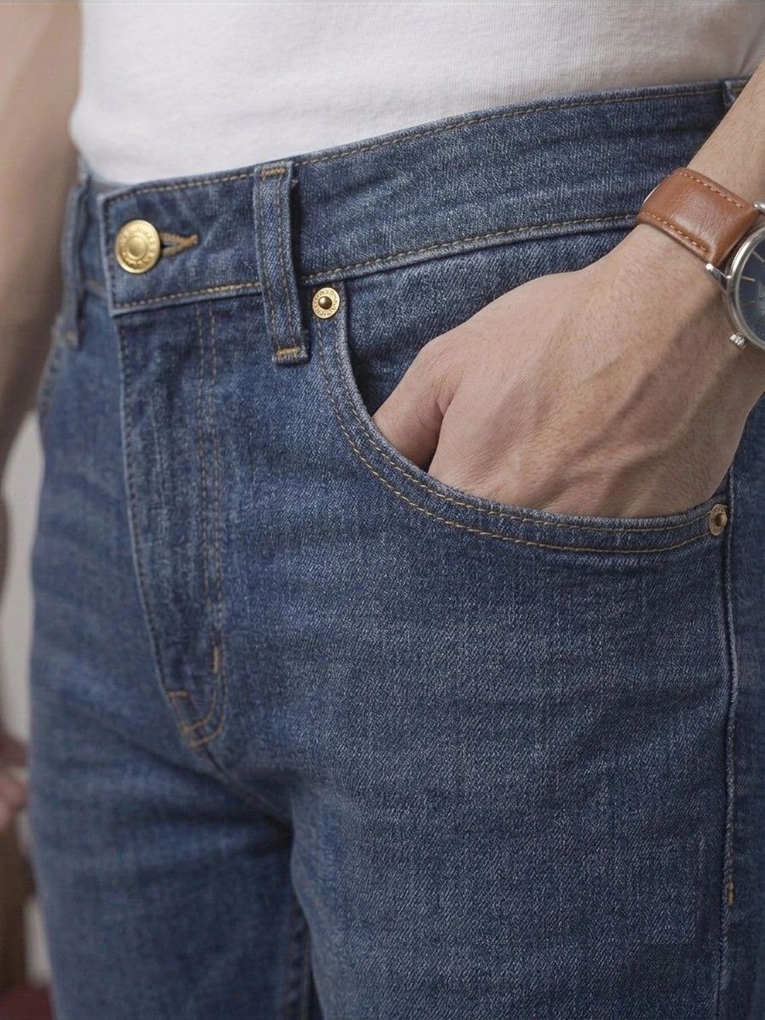 MM-21 Men Bootcut Mid-Rise Light Fade Jeans thumbnail 4