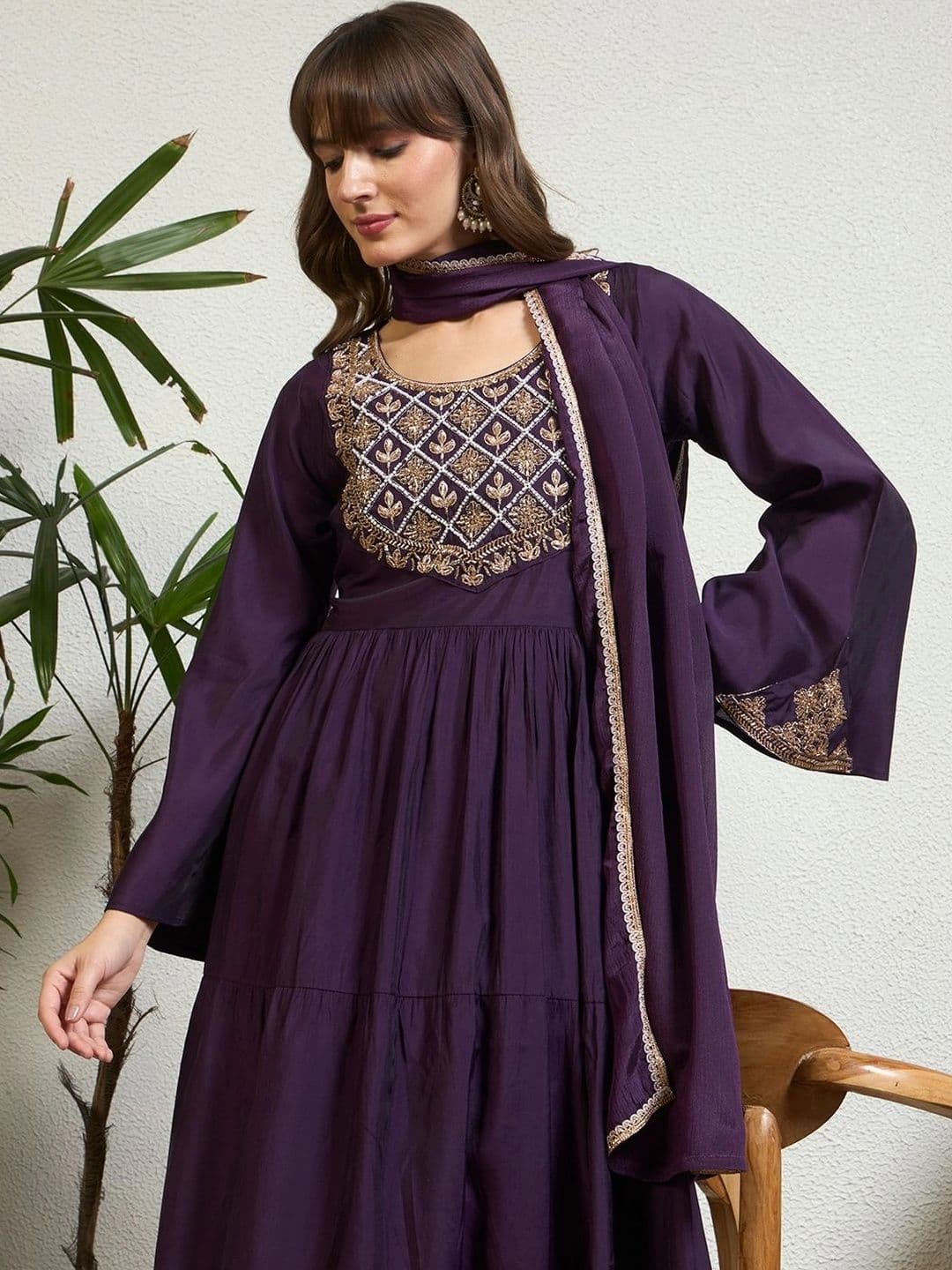 Honky Tonky Women Ethnic Motifs Embroidered Tiered Kurta with Trousers & With Dupatta thumbnail 4