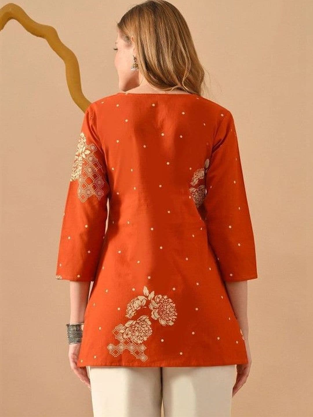 Sangria Floral Printed Kurti thumbnail 4
