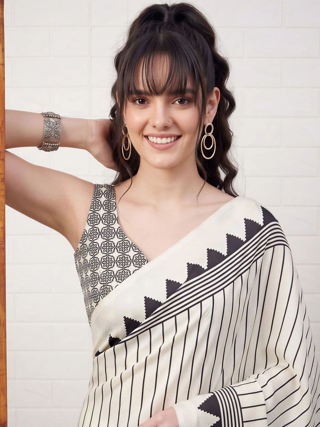 Anouk Striped Satin Designer Block Print Saree thumbnail 4