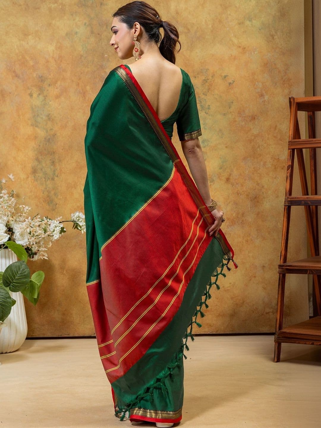 KALINI Woven Design Zari Designer Gadwal Saree thumbnail 5