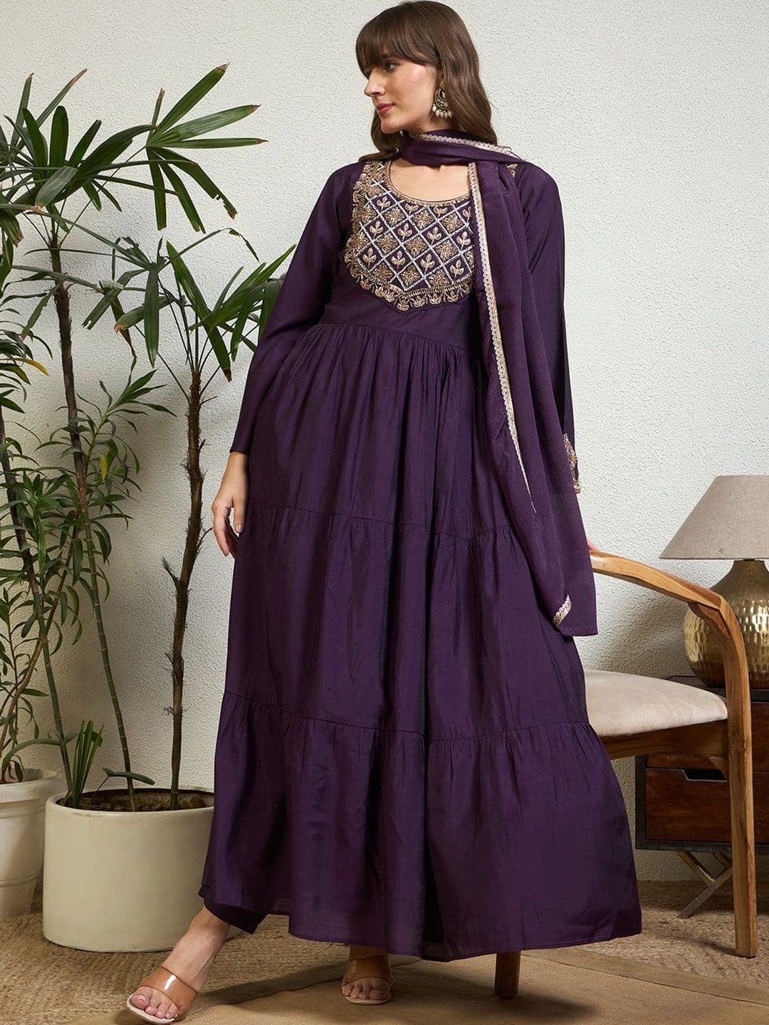 Honky Tonky Women Ethnic Motifs Embroidered Tiered Kurta with Trousers & With Dupatta - view 1