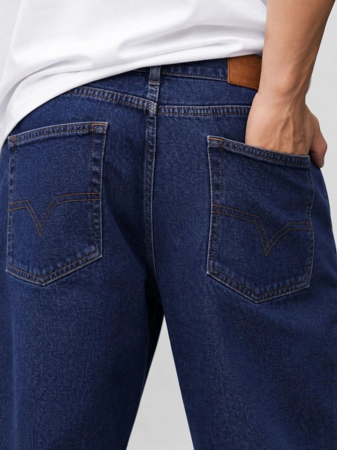 BREXX Men Wide Leg Mid-Rise Stretchable Jeans thumbnail 2