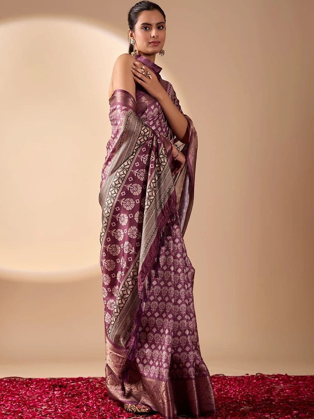 Moda Rapido Zari Silk Blend Designer Saree thumbnail 7
