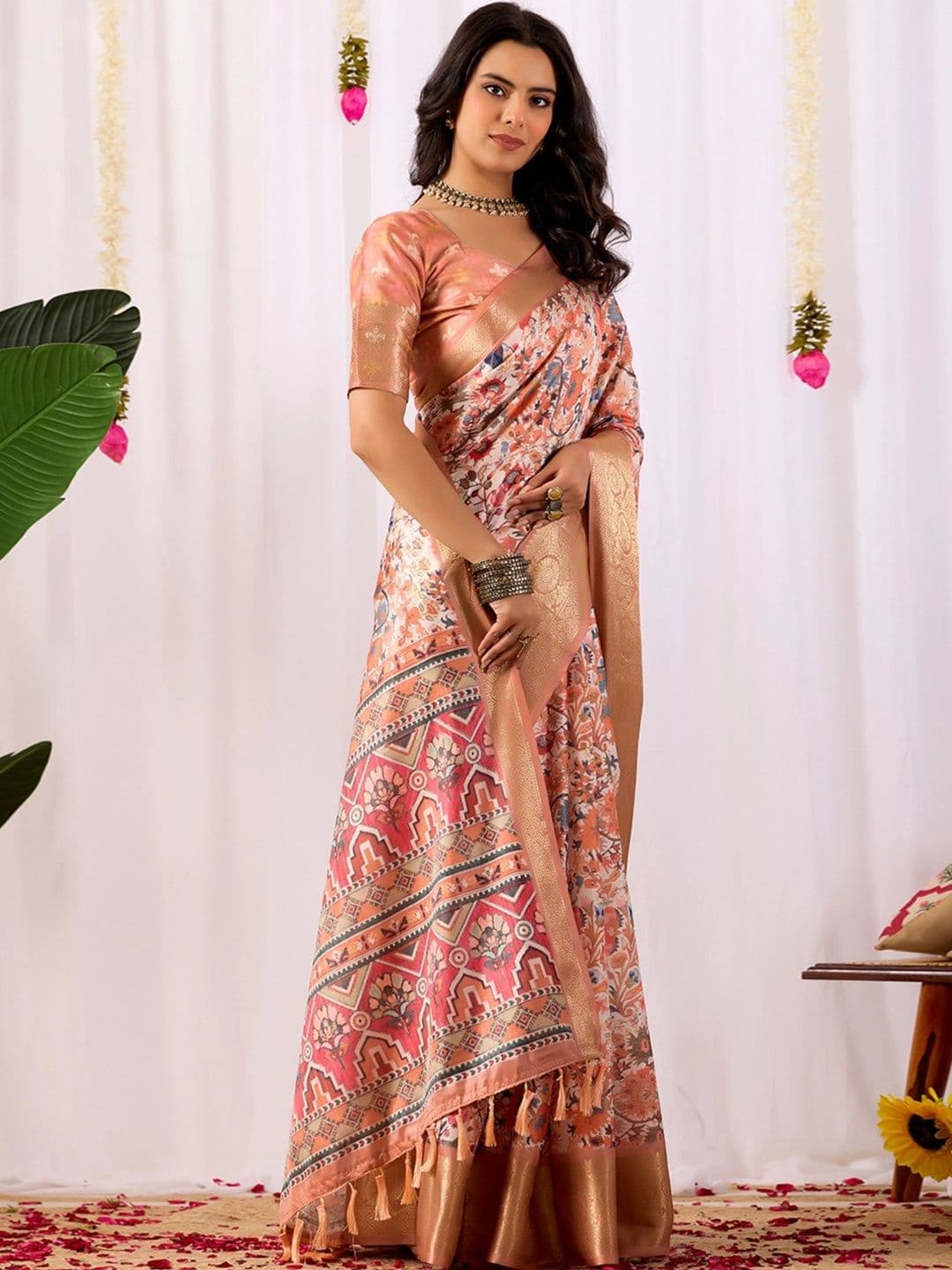 Moda Rapido Floral Zari Silk Blend Designer Saree thumbnail 6