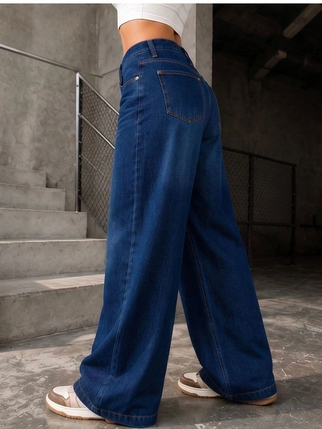 MERCEL Women Original Wide Leg High-Rise Light Fade Stretchable Jeans thumbnail 4
