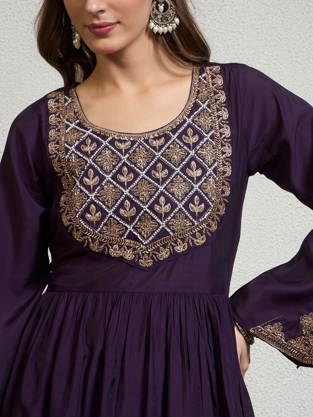 Honky Tonky Women Ethnic Motifs Embroidered Tiered Kurta with Trousers & With Dupatta thumbnail 3