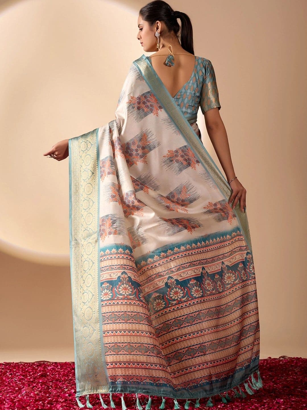 Moda Rapido Zari Silk Blend Designer Saree thumbnail 3
