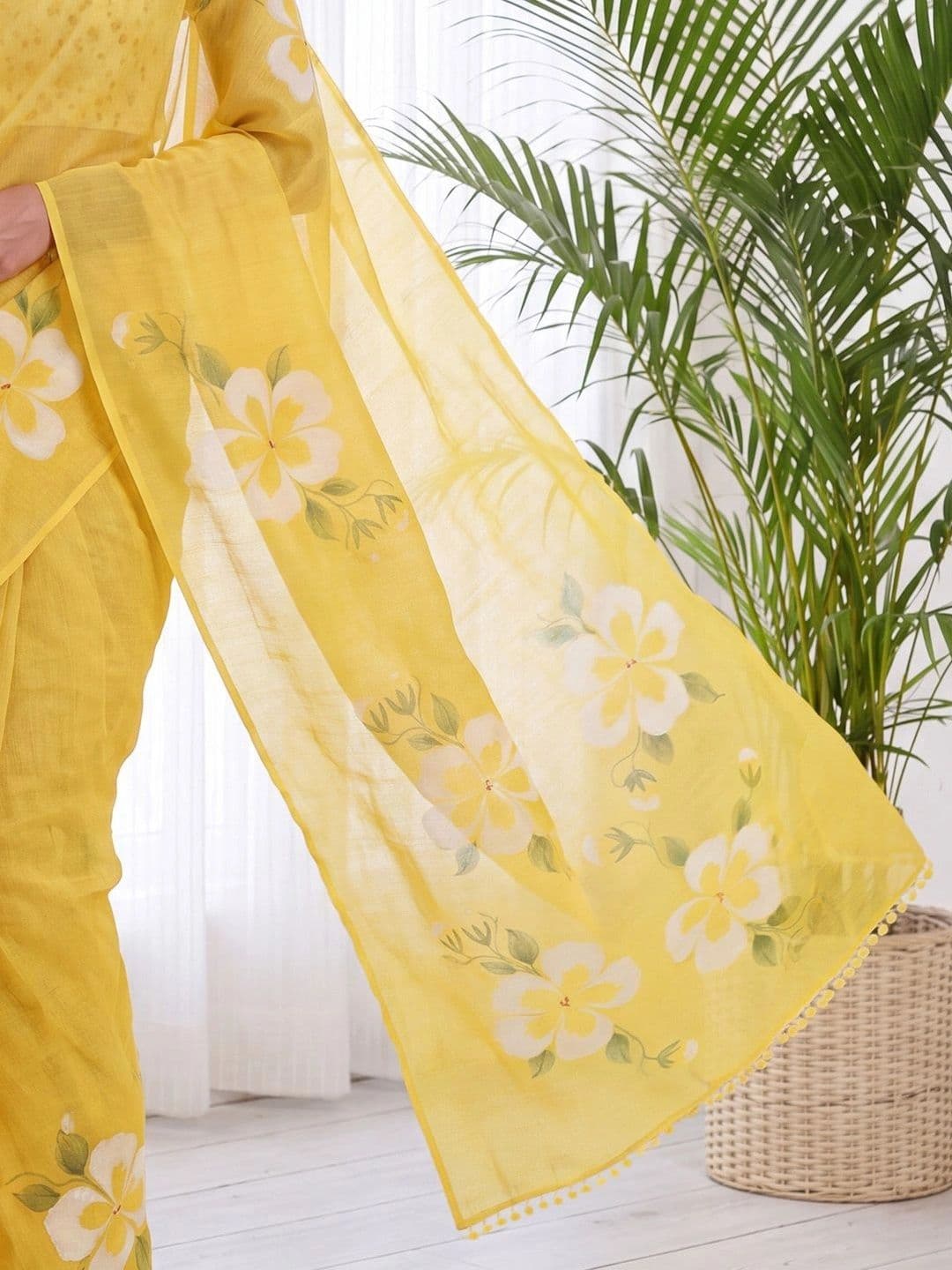 Saree mall Floral Designer Sarees thumbnail 4