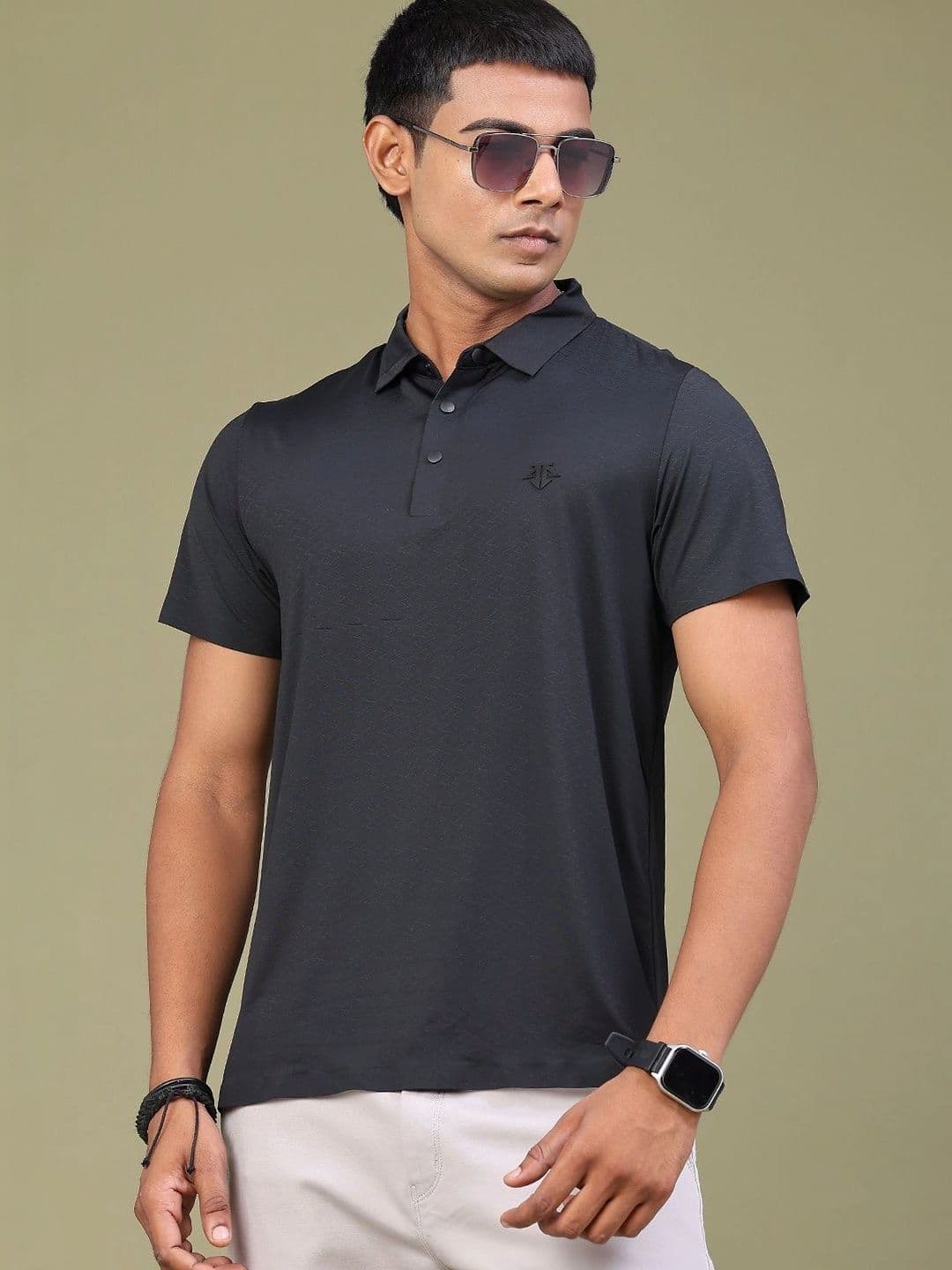 V-Mart Men Polo Collar Slim Fit T-shirt - view 1