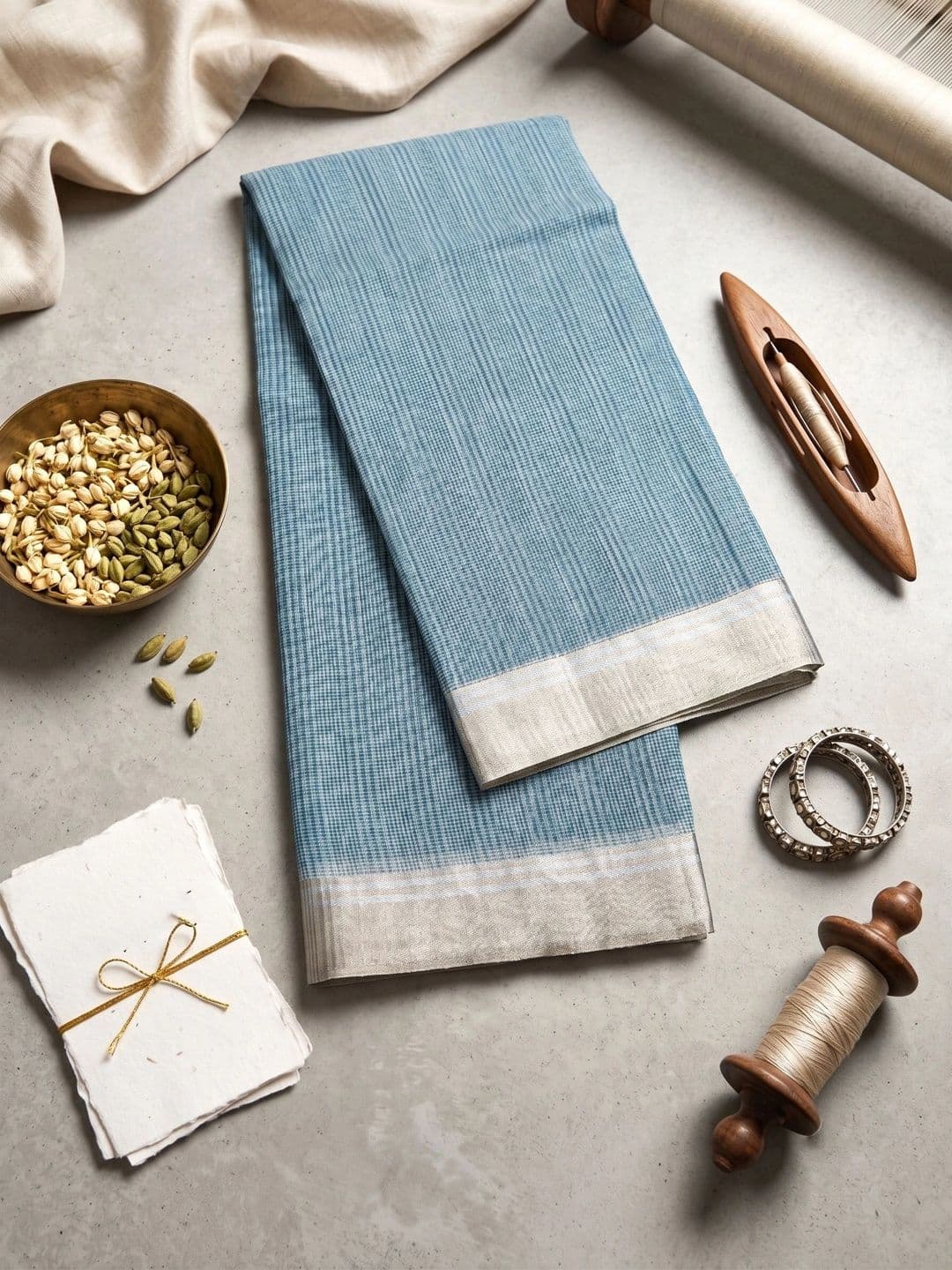 Naveera Zari Linen Blend Banarasi Saree thumbnail 2