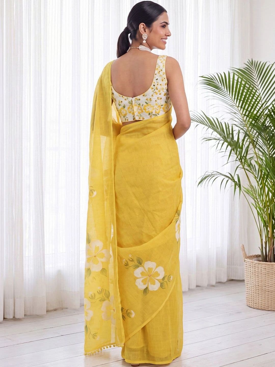 Saree mall Floral Designer Sarees thumbnail 5