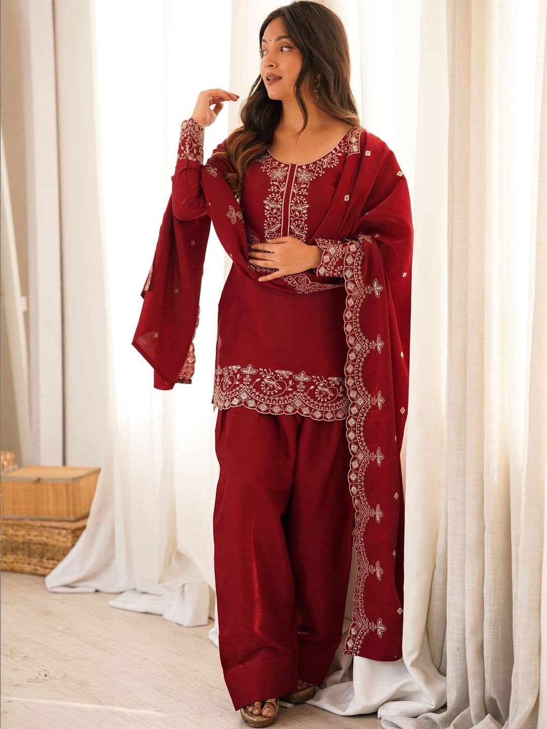 Kurtibella Women Ethnic Embroidered Regular Thread Work Kurta with Patiala & With Dupatta thumbnail 2