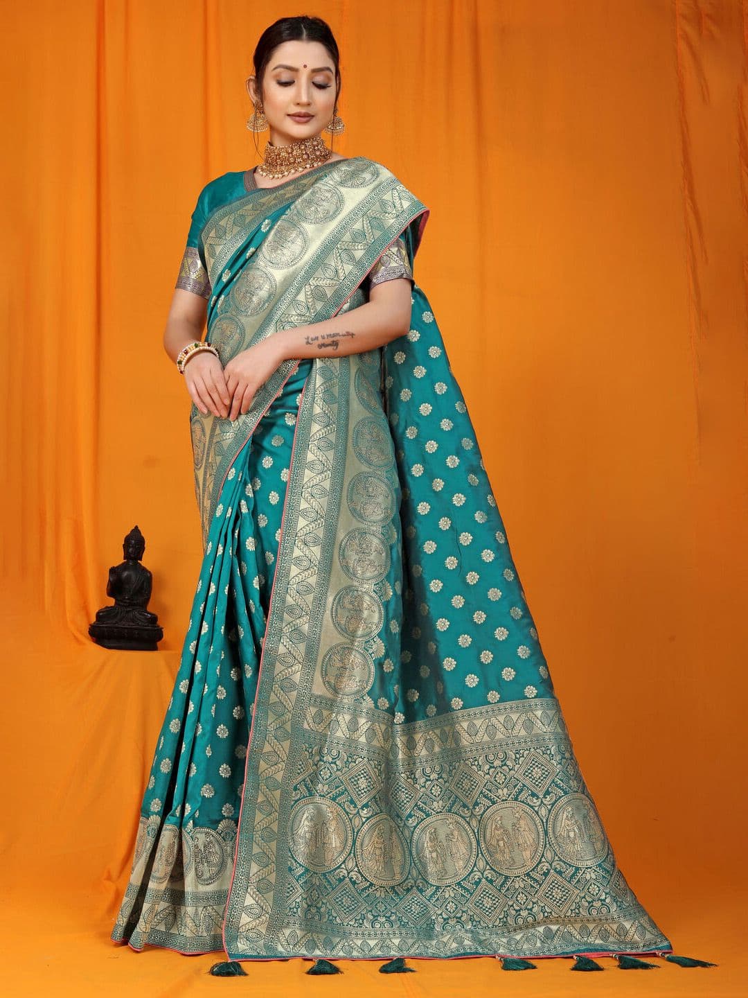 Dhaaga Ghar Paisley Zari Art Silk Banarasi Saree thumbnail 2