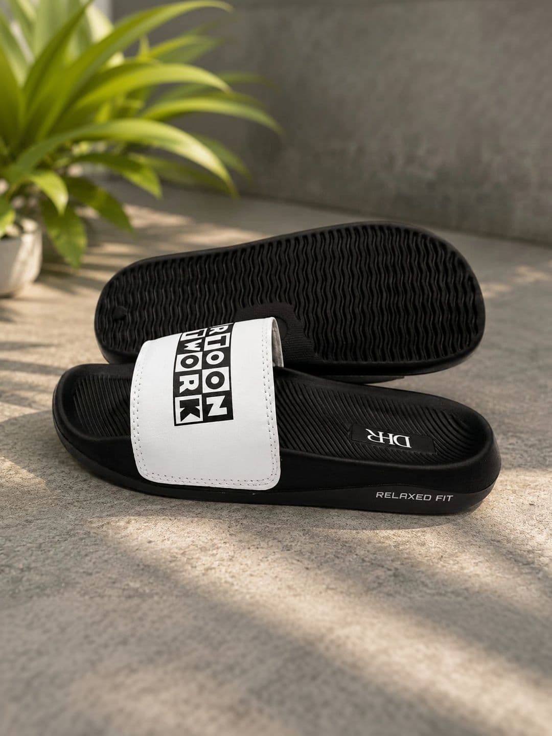 DHR FOOTWEAR Unisex Printed Sliders thumbnail 4