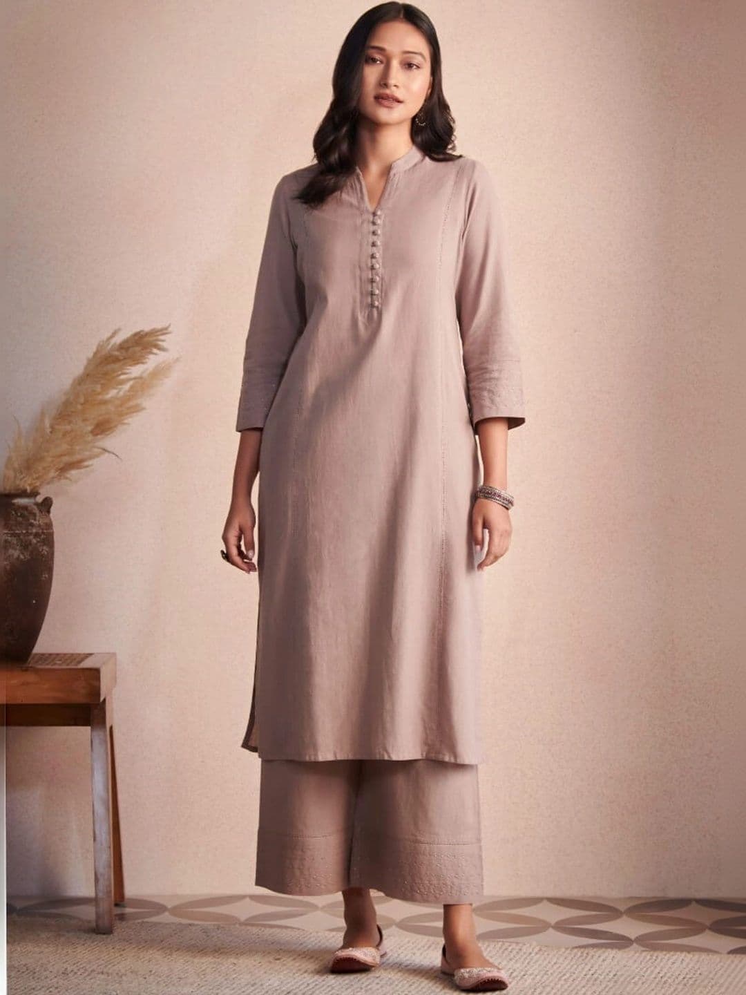 Panzora Women Regular Beads and Stones Kurta with Palazzos & With Dupatta thumbnail 5