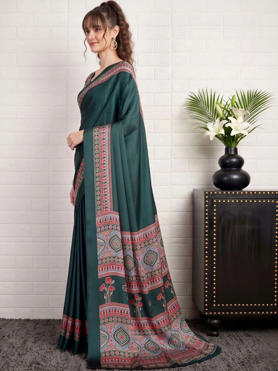 Anouk Kalamkari Satin Designer Block Print Saree thumbnail 6