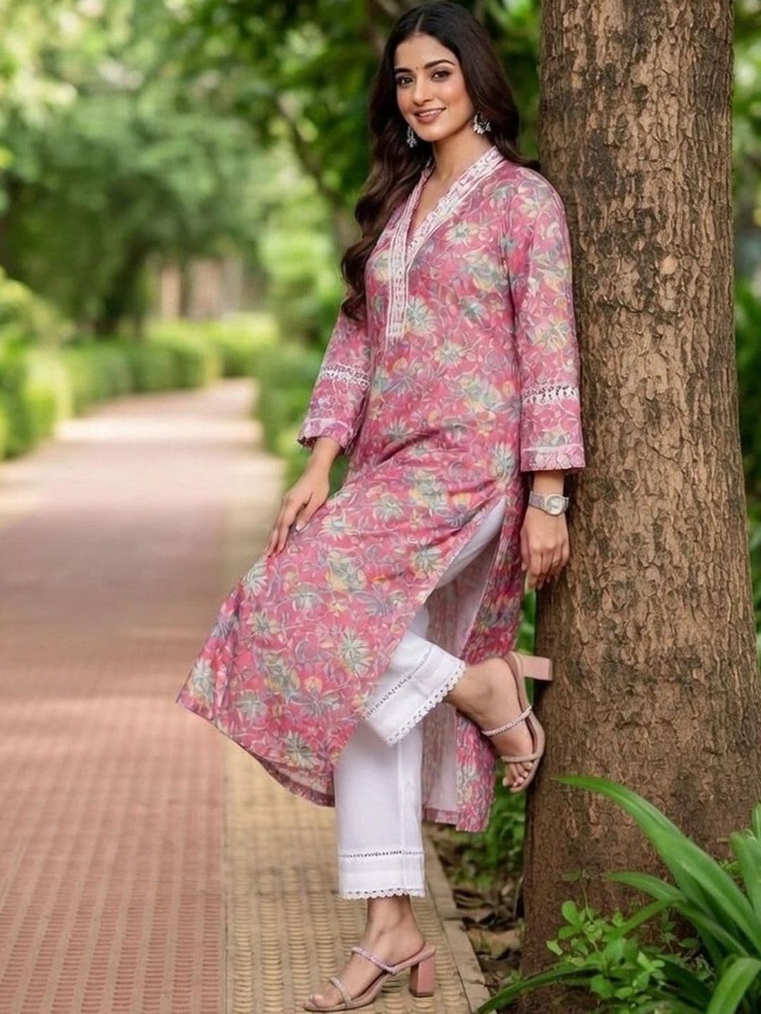 KALAMIR Women Floral Printed Thread Work Floral Kurta thumbnail 5