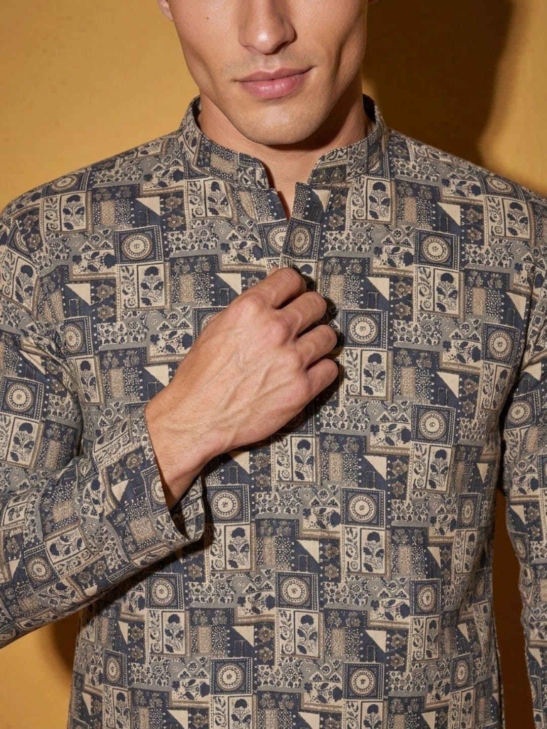 DRIP CHOWK Men Geometric Printed Jacquard Kurta thumbnail 4