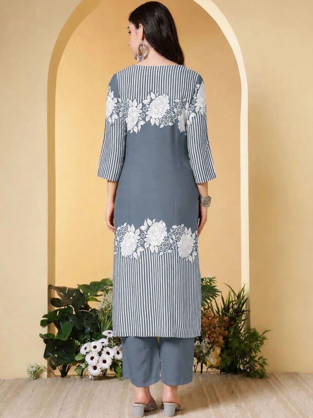 AMOUS Women Floral Printed Floral Kurti thumbnail 4