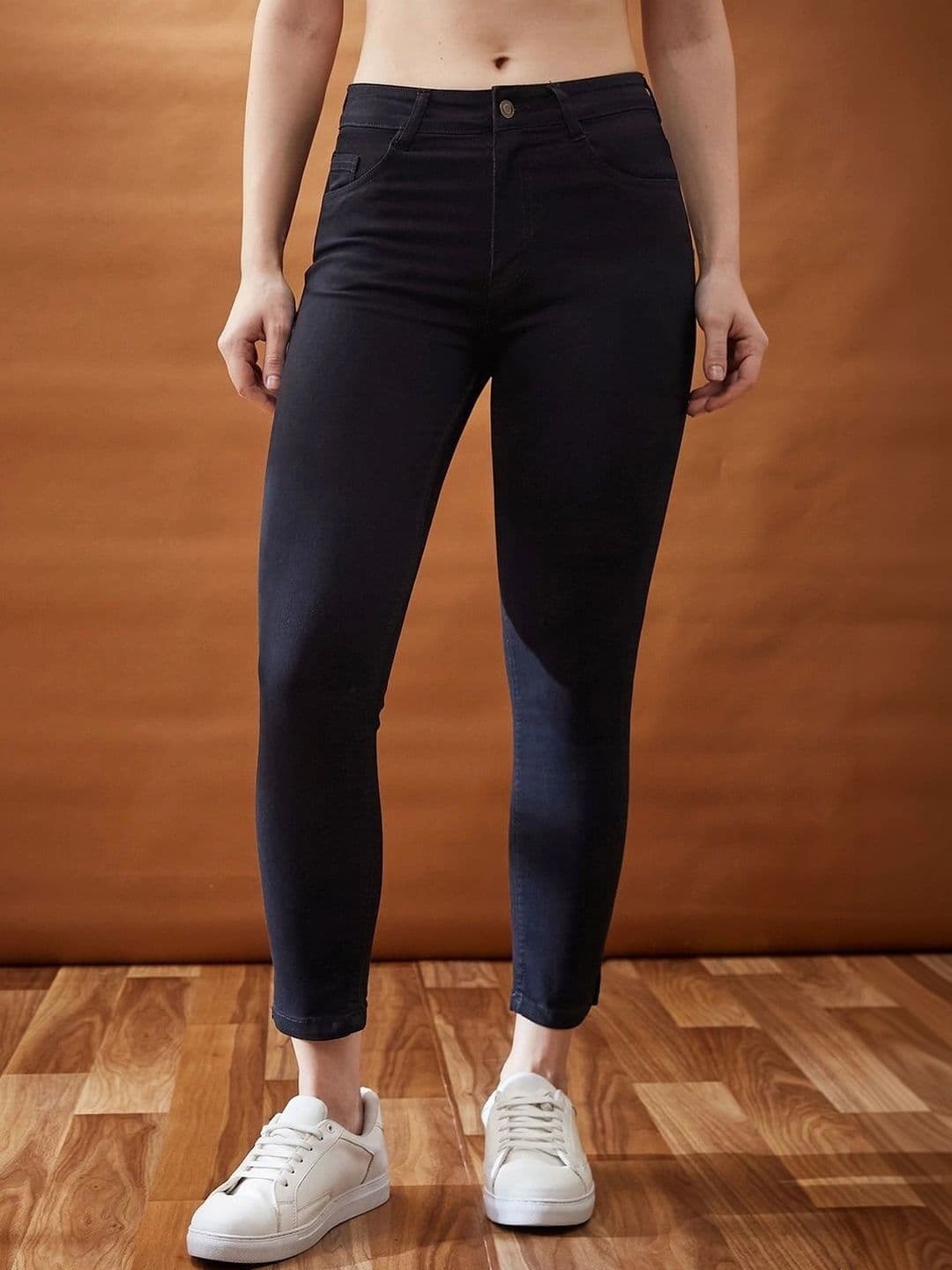 DOLCE CRUDO Women Slim Fit High-Rise Heavy Fade Stretchable Jeans - view 1