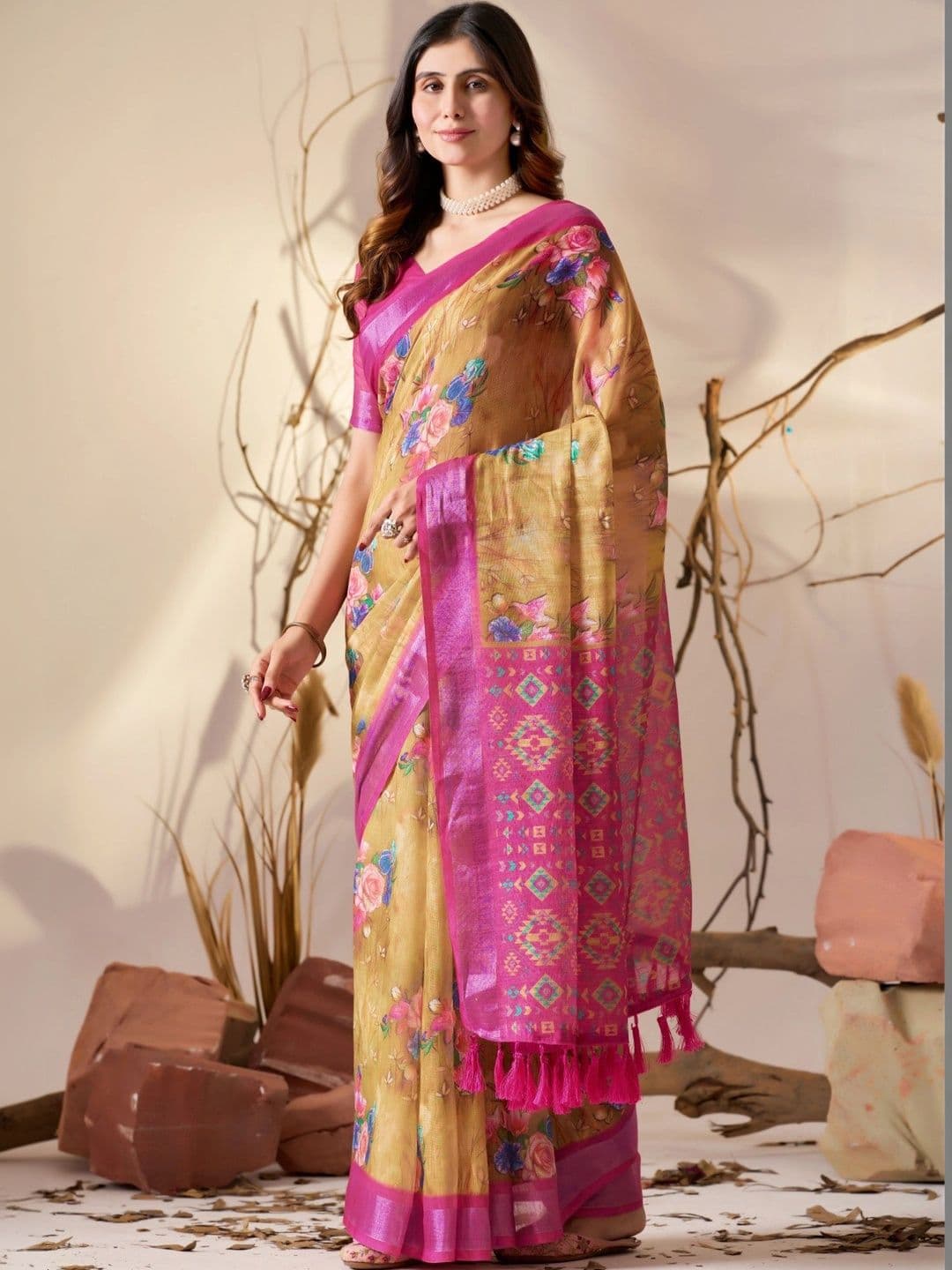 Moda Rapido Floral Zari Linen Blend Designer Saree thumbnail 4