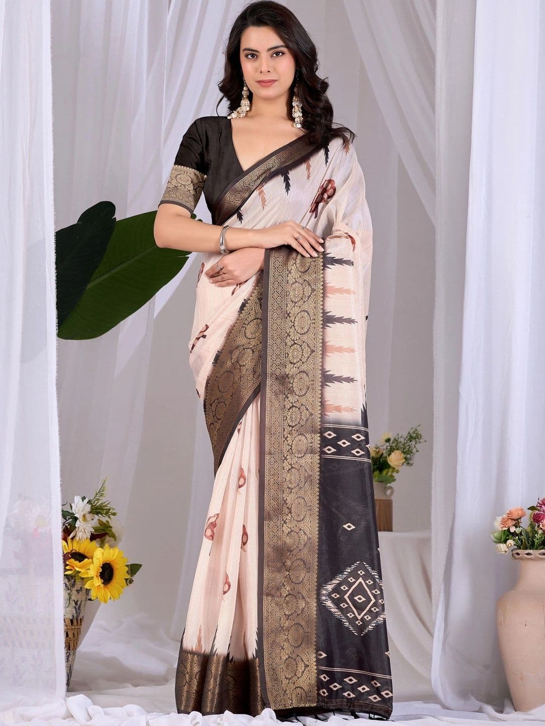 Moda Rapido Ethnic Motifs Zari Silk Blend Designer Saree - view 1