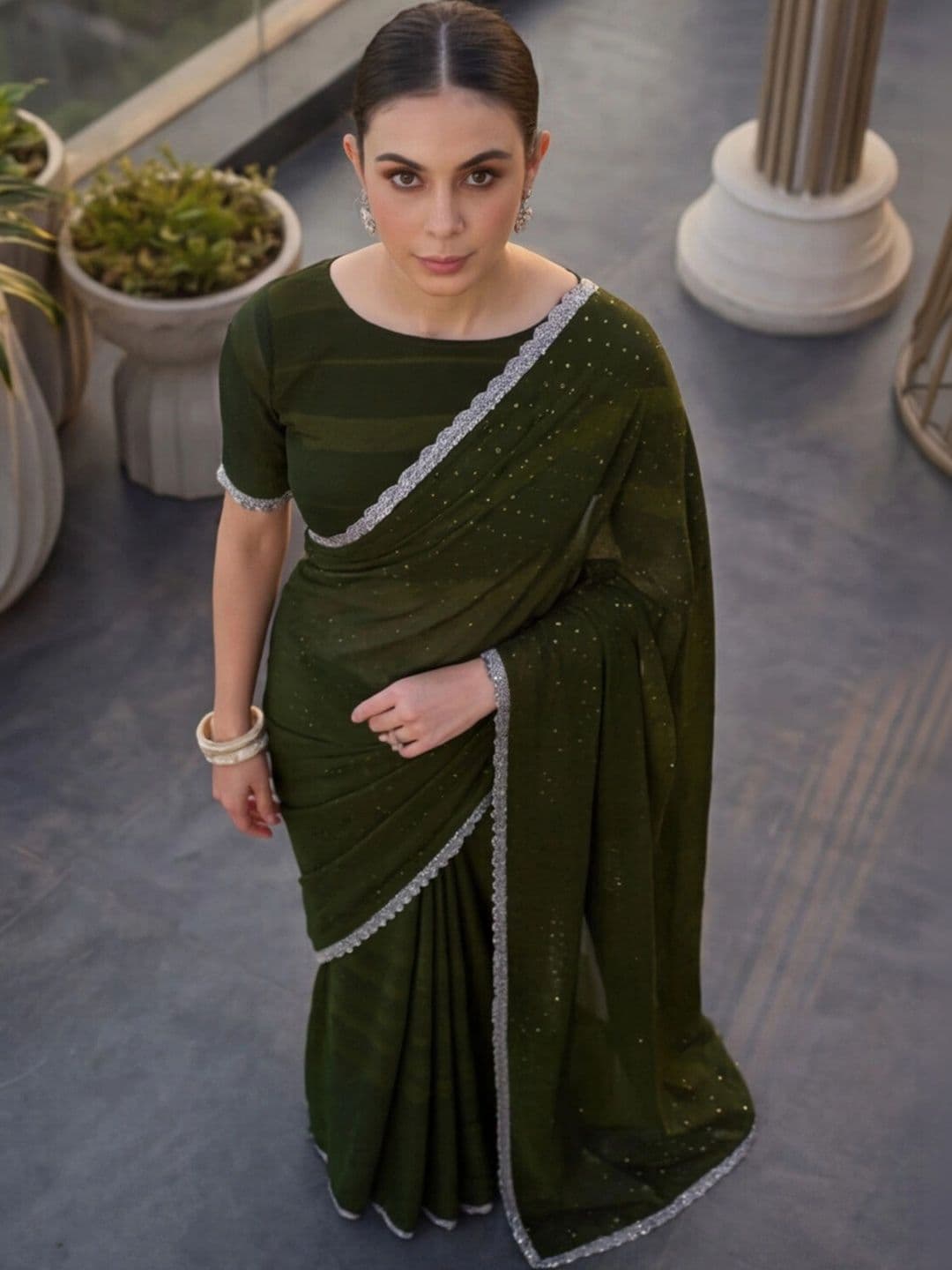 Anouk Rustic Embellished Beads and Stones Silk Blend Designer Saree thumbnail 6