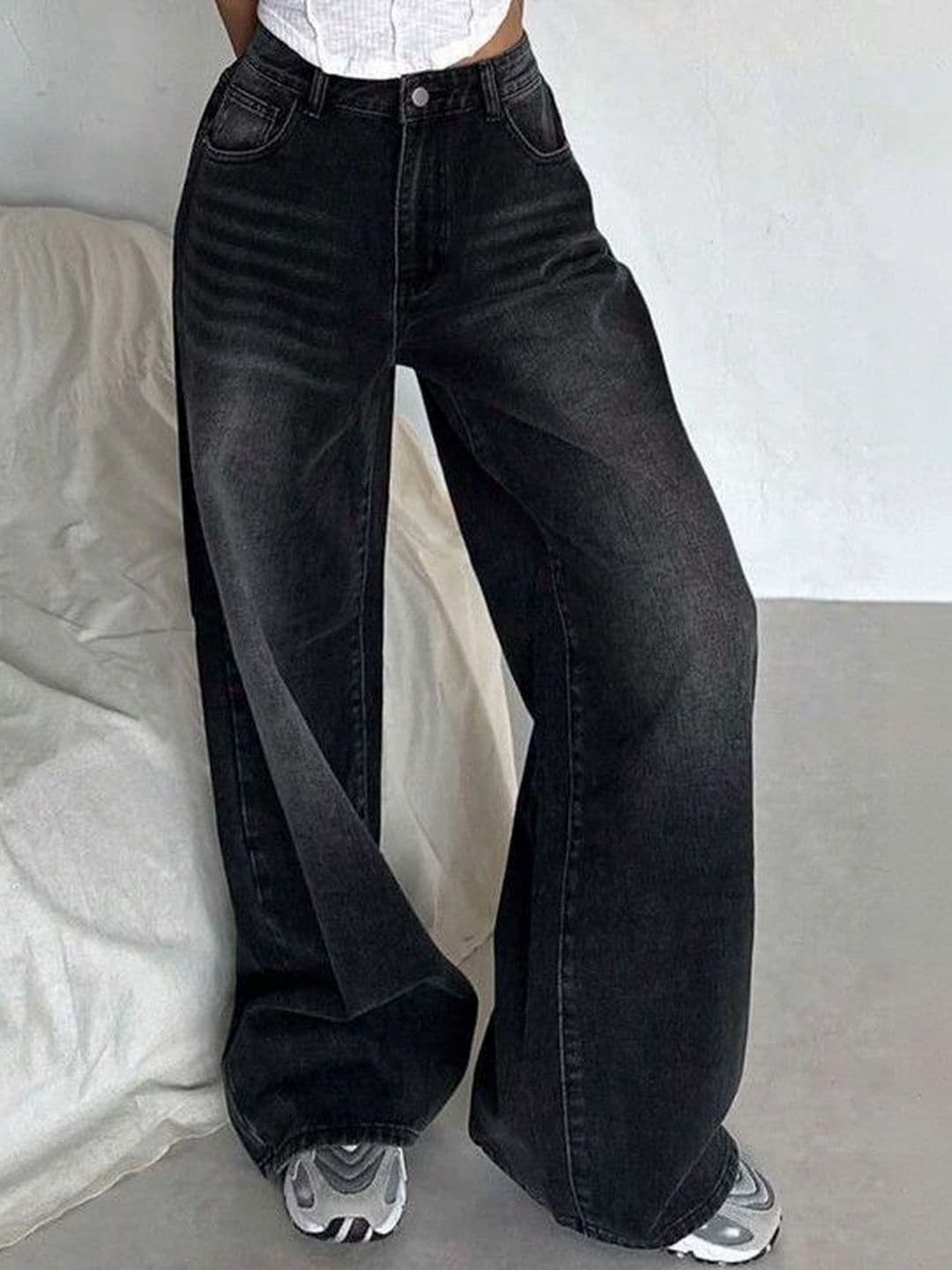 H&H Women Wide Leg High-Rise Low Distress Jeans thumbnail 6