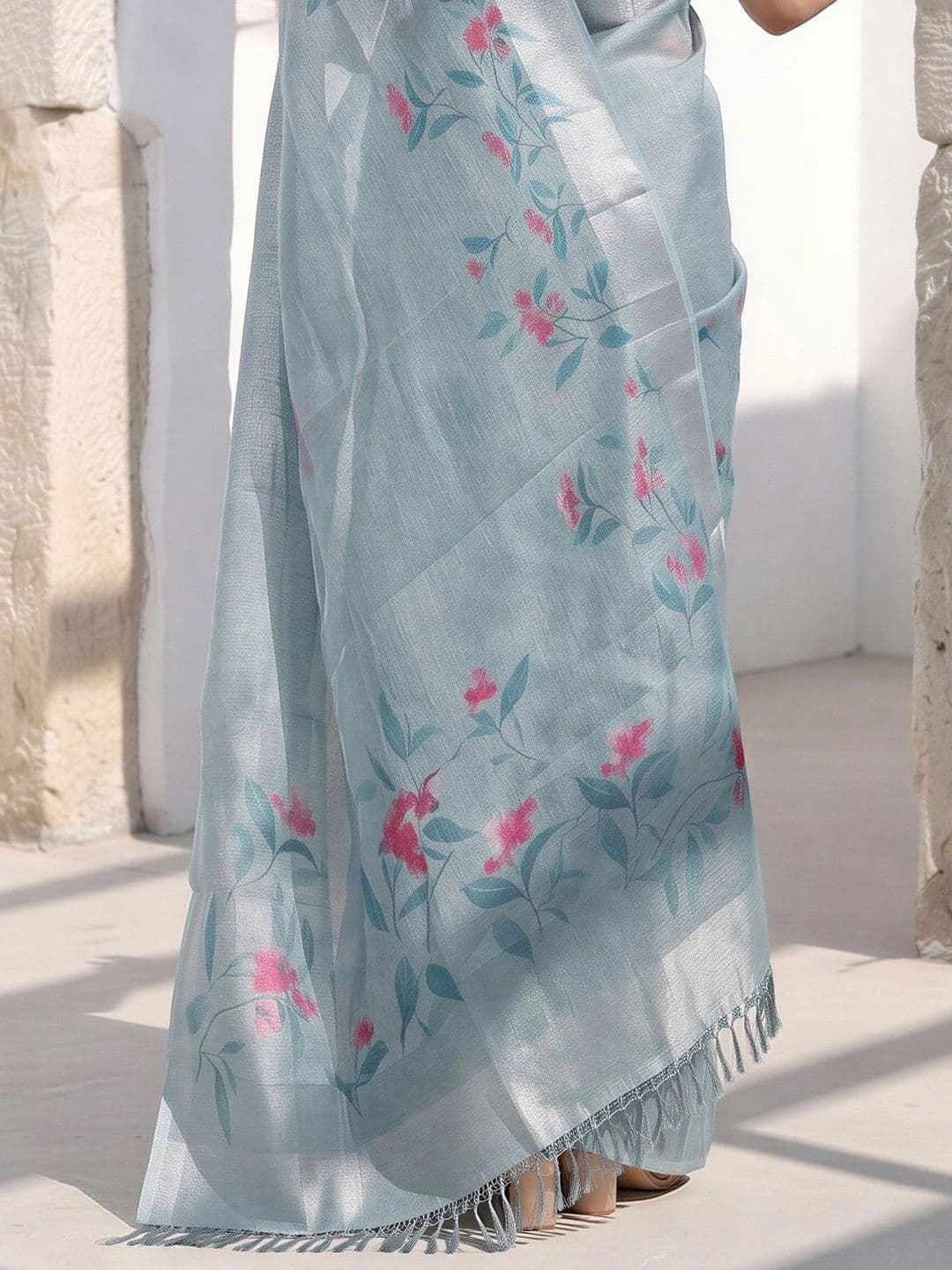 Anouk Floral Silk Cotton Designer Saree thumbnail 5