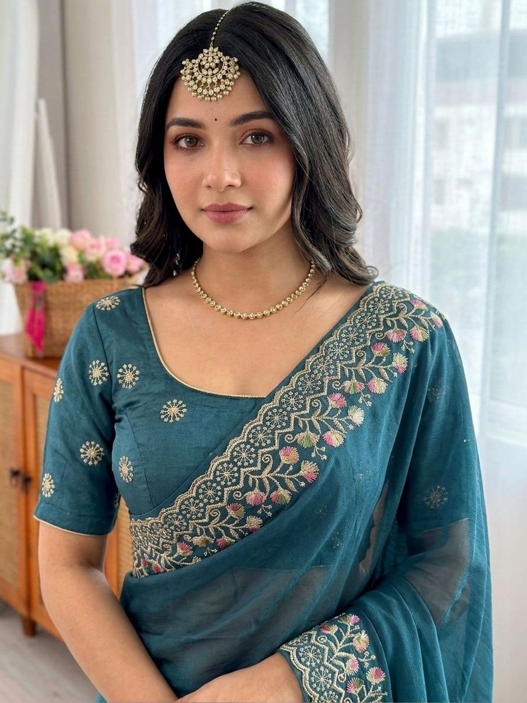 Sangria Embellished Embroidered Pure Georgette Saree thumbnail 4
