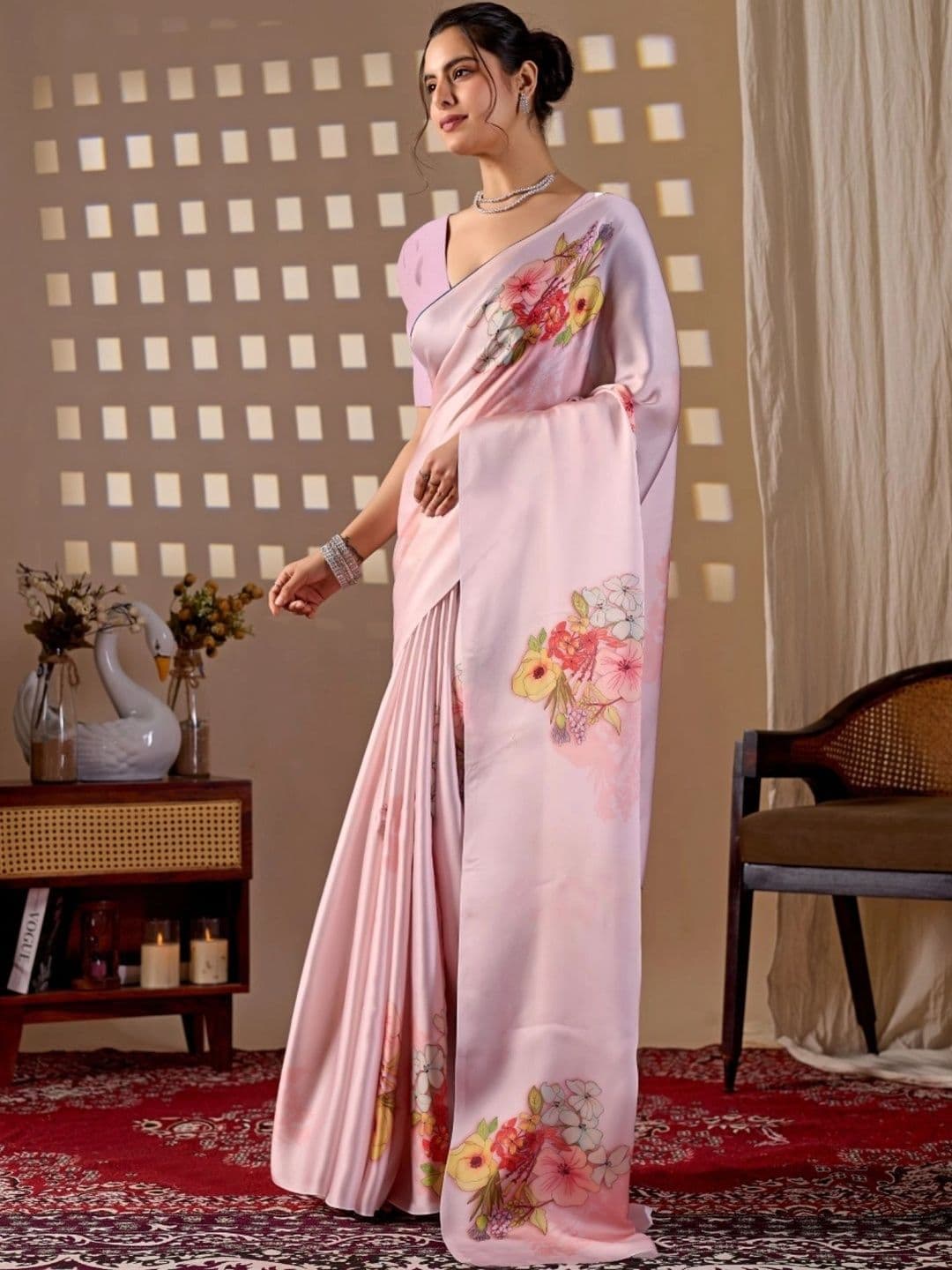 Moda Rapido  Women Floral Designer Saree thumbnail 4