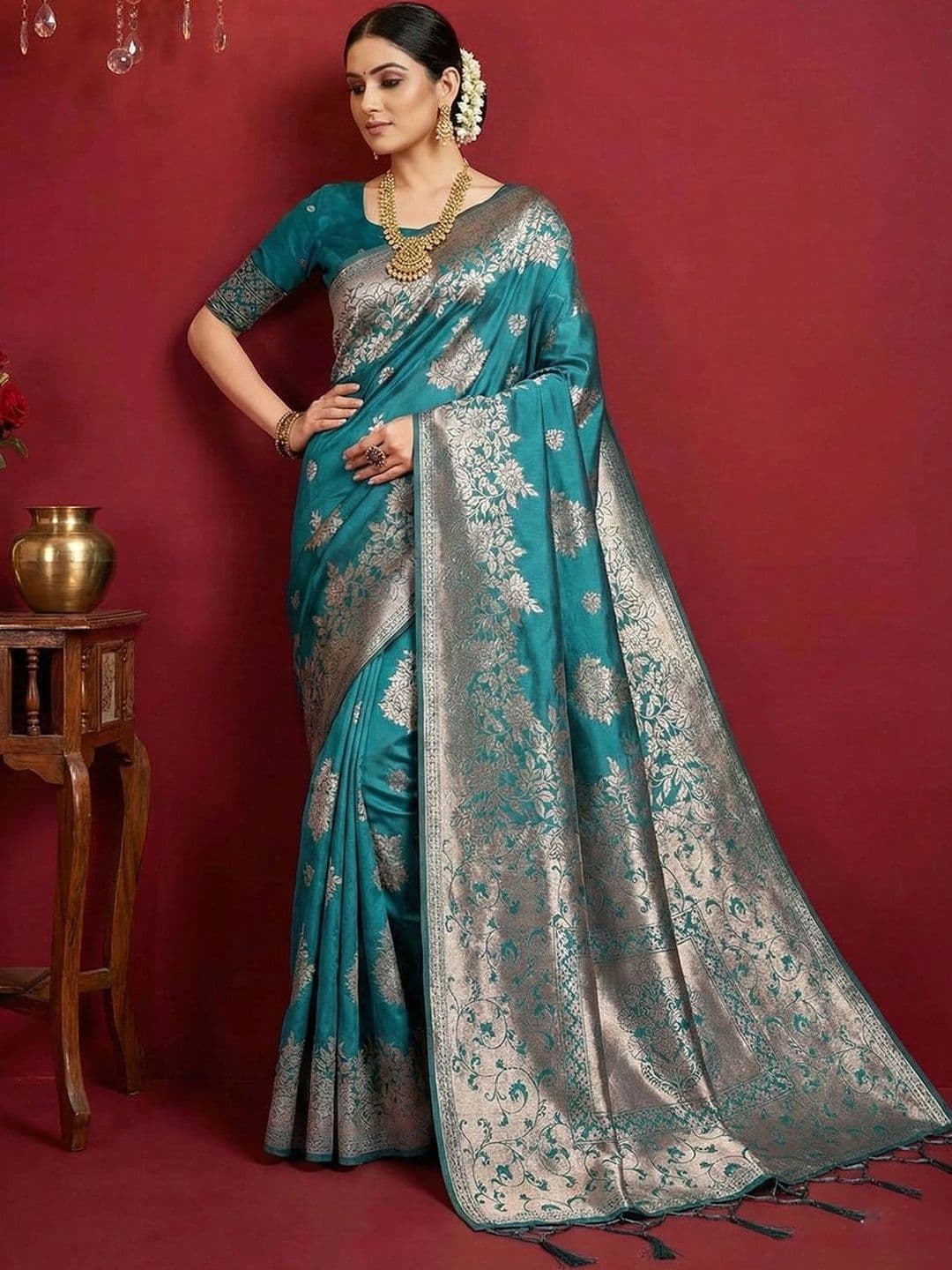 Mitera Woven Design Zari Silk Blend Banarasi Saree - view 1