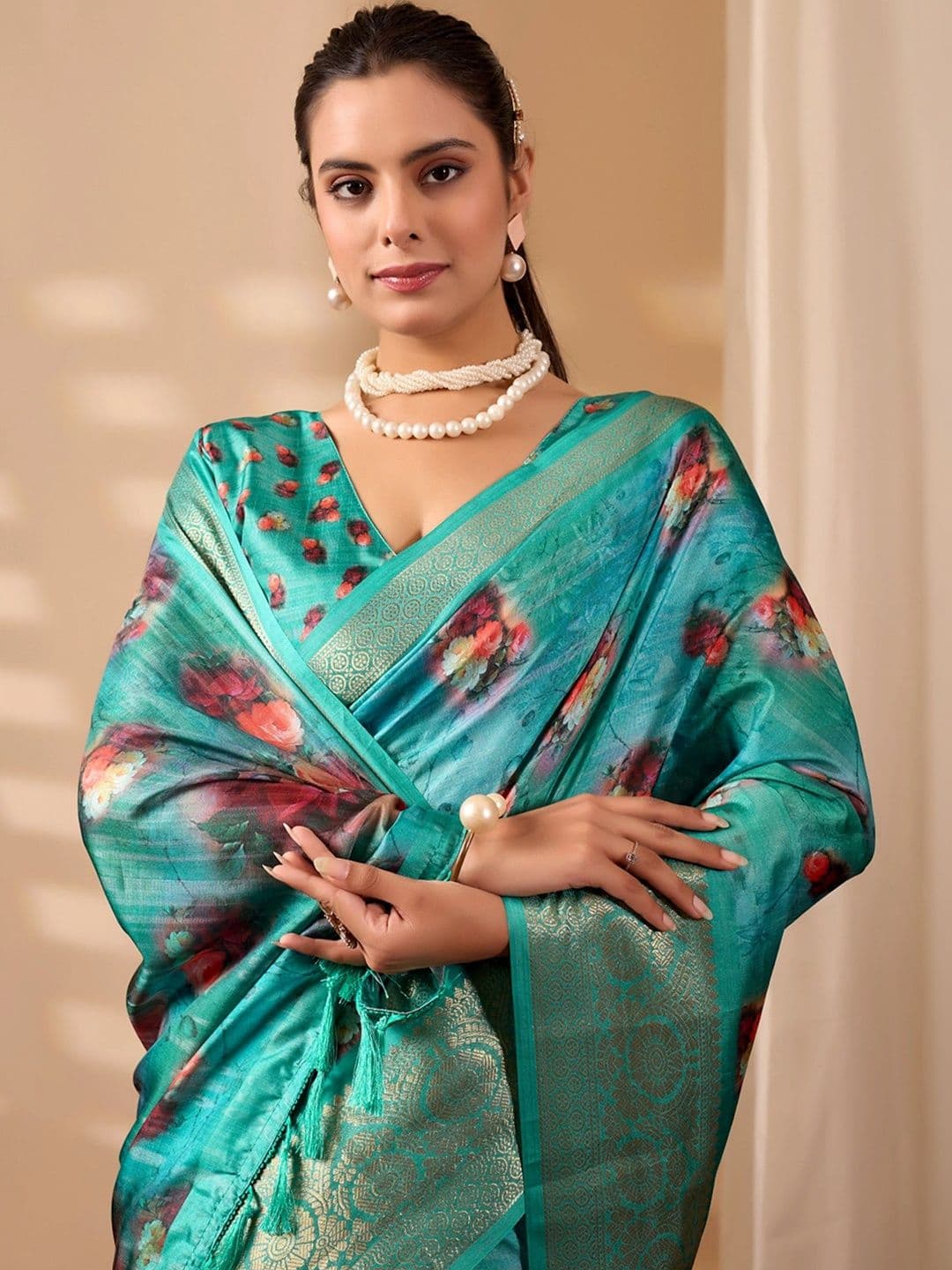 Moda Rapido Floral Zari Silk Blend Designer Saree thumbnail 5