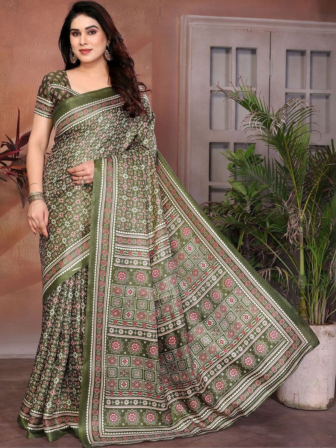 KALINI Bandhani Art Silk Saree - view 1