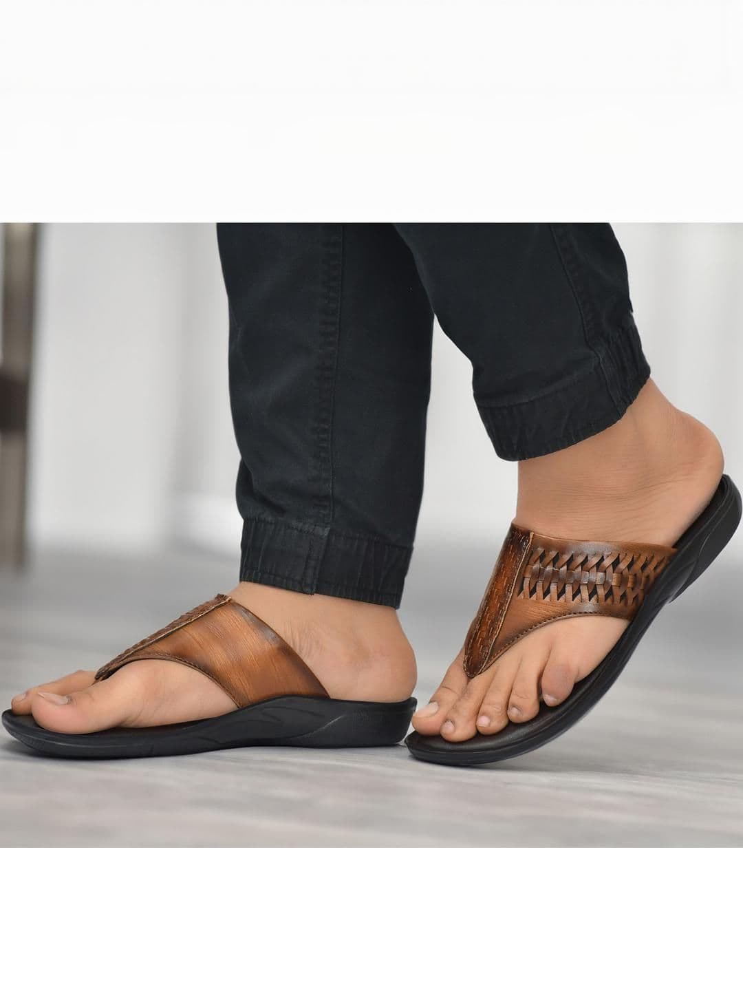 G L Trend Men's Tan Textured Comfort Thong Sandals with Adjustable Strap thumbnail 7