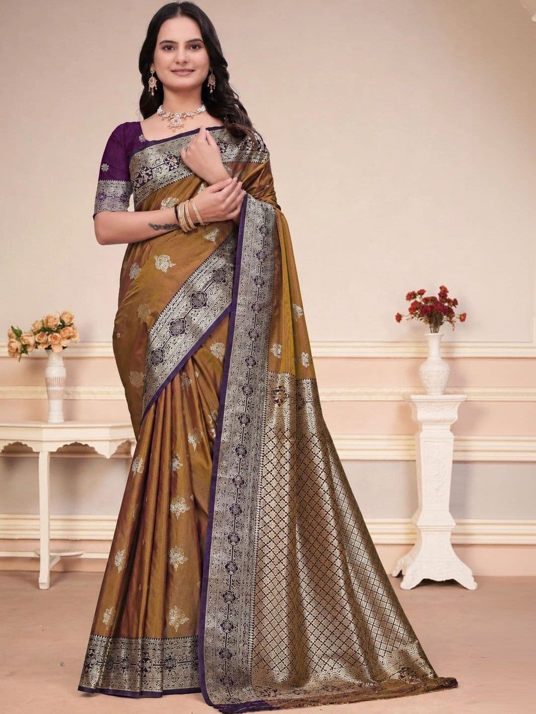 RANGREET Ethnic Motifs Saree - view 1