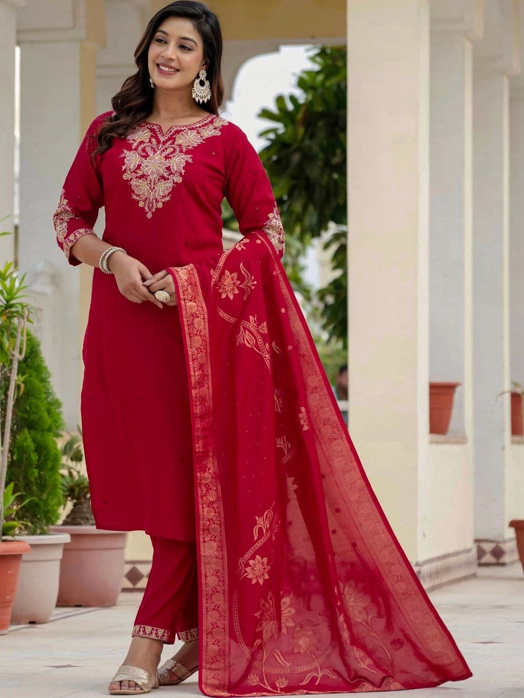Sangria Women Ethnic Motifs Embroidered Regular Thread Work Kurta with Trousers & With Dupatta thumbnail 3